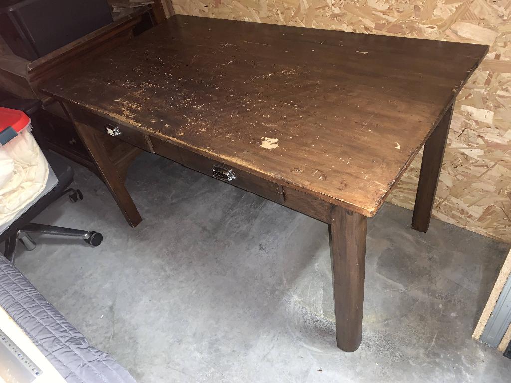 Table de cuisine ancienne, 100 à 150 cm, Quatre personnes, Enlèvement, Utilisé