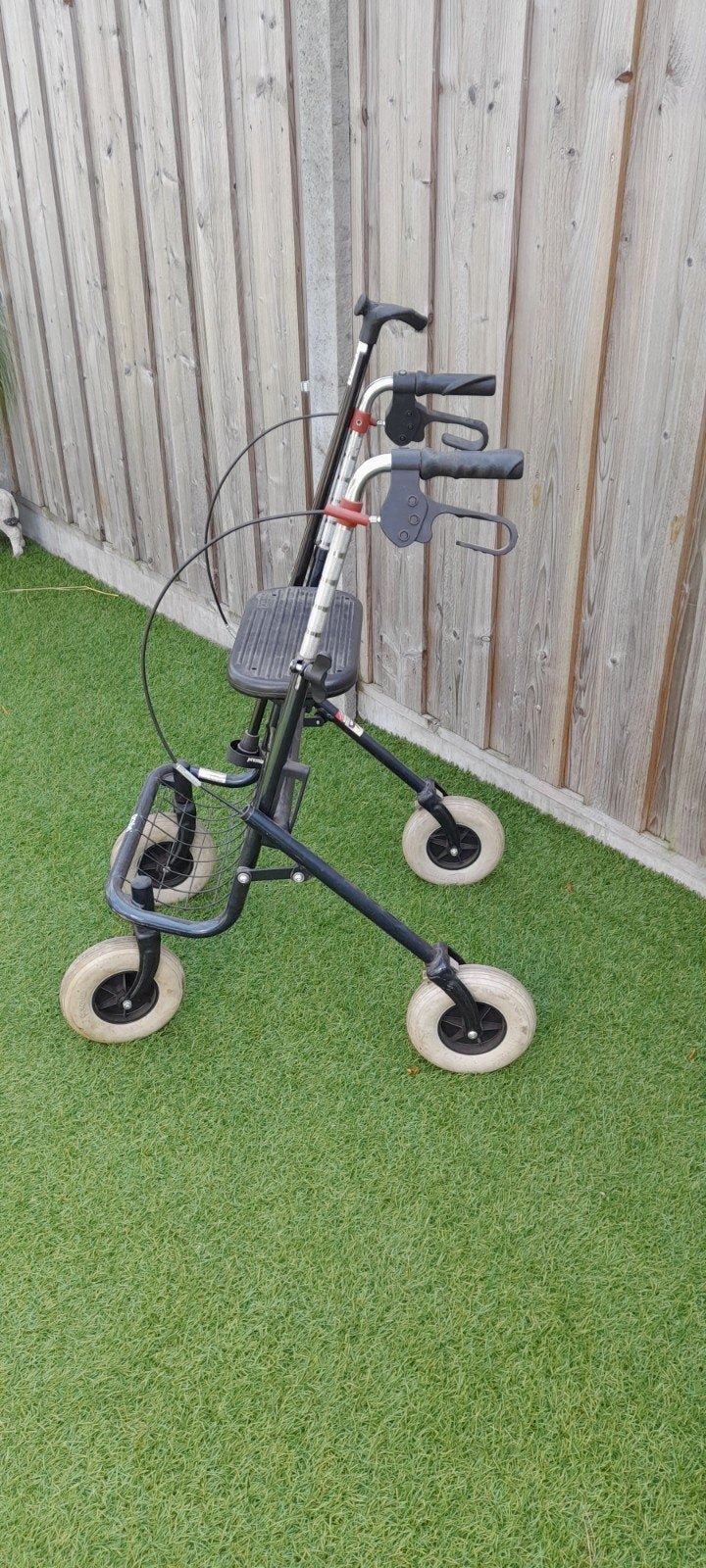 ROLLATOR, Divers, Enlèvement ou Envoi, Pliable, Utilisé