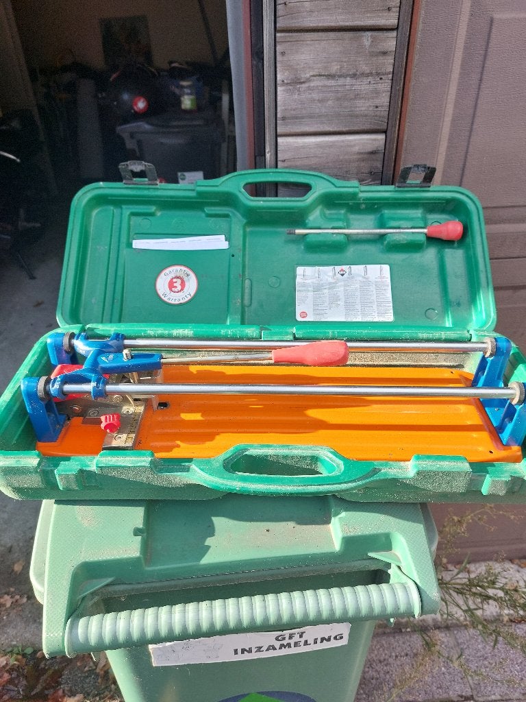 Tegelsnijder rubi t40, Ophalen, Zo goed als nieuw