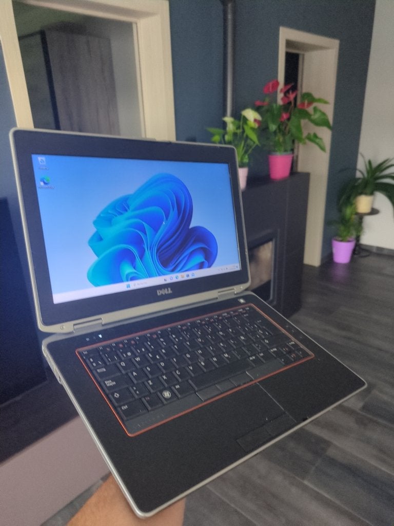 Dell Latitude E6520 werkt perfect, 4 GB of minder, 15 inch, Refurbished, Ophalen of Verzenden