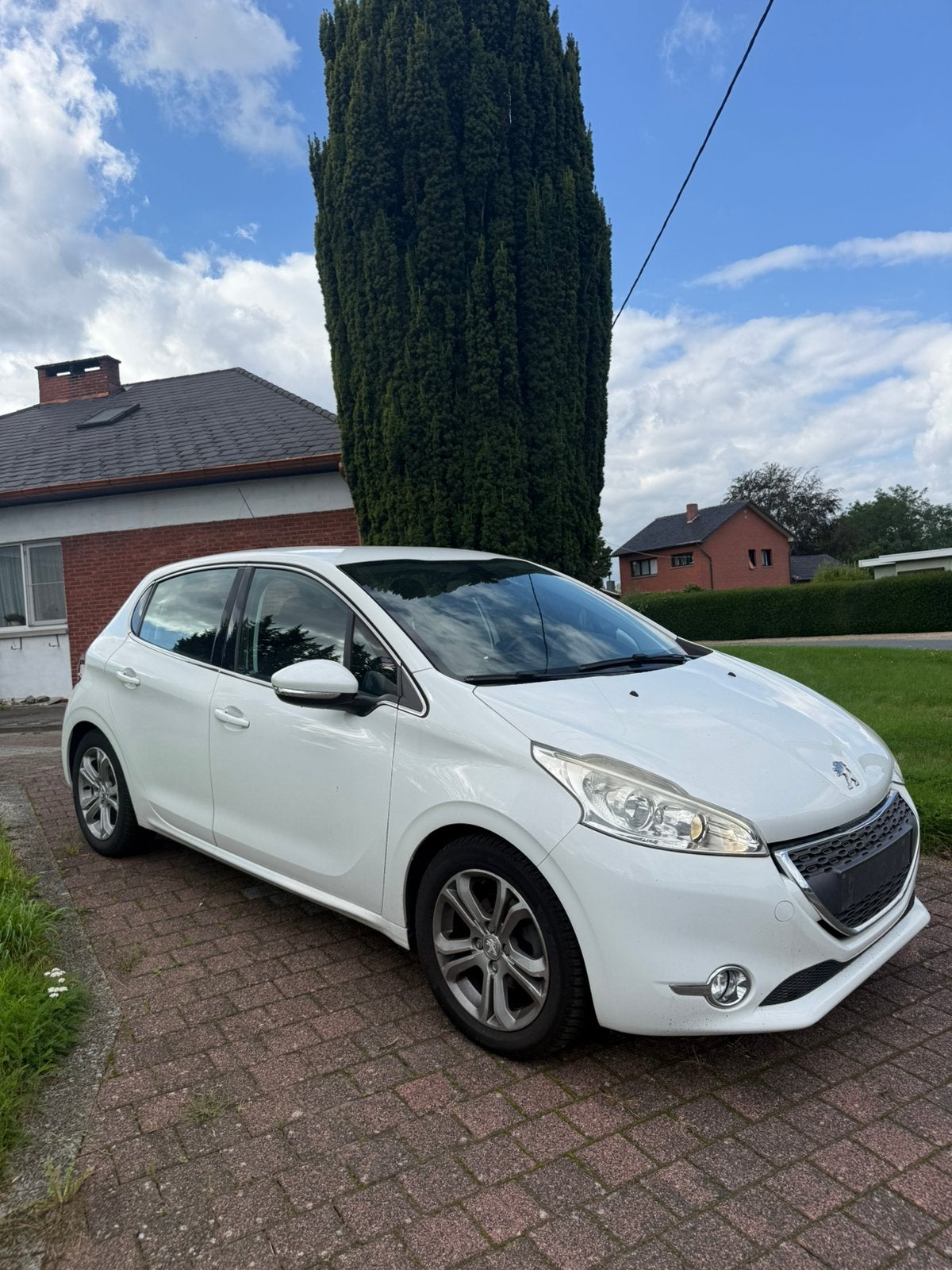 Peugeot 208 Gekeurd voor verkoop, Autos, Euro 5, Achat, USB, Noir