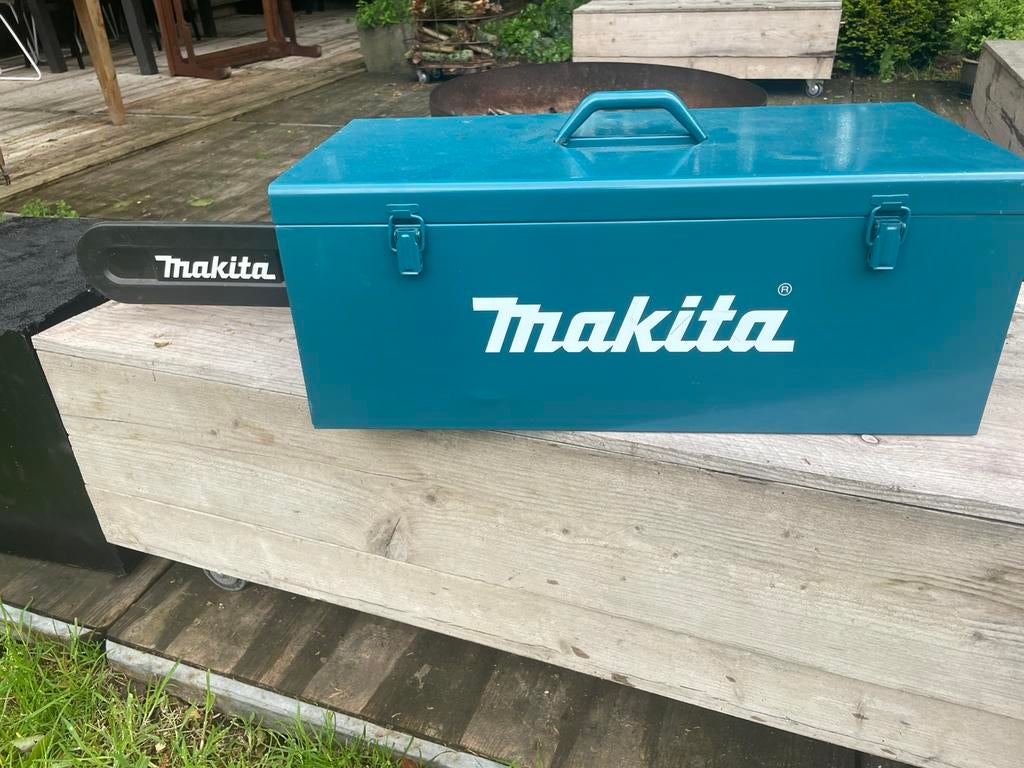 Kettingzaag Makita, Ophalen, Gebruikt, 1200 watt of meer, Kettingzaag