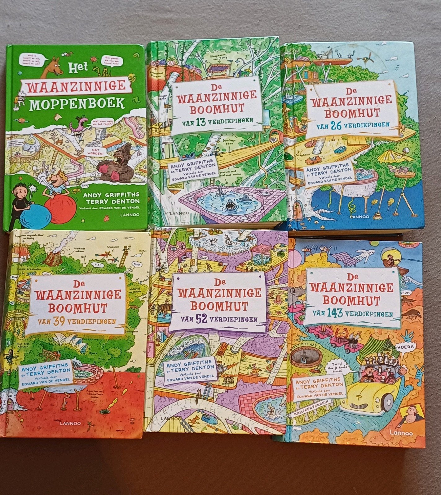 De waanzinnige boomhut, Enlèvement