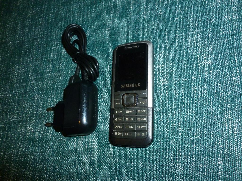 Samsung E1120, Telecommunicatie, Ophalen of Verzenden, Gebruikt, Overige kleuren, Fysiek toetsenbord