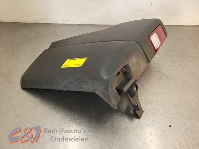 Coin pare-chocs arrière gauche d'un Renault Trafic, Renault, -, 3 mois de garantie, Utilisé