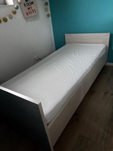 bed voor tiener, Ophalen