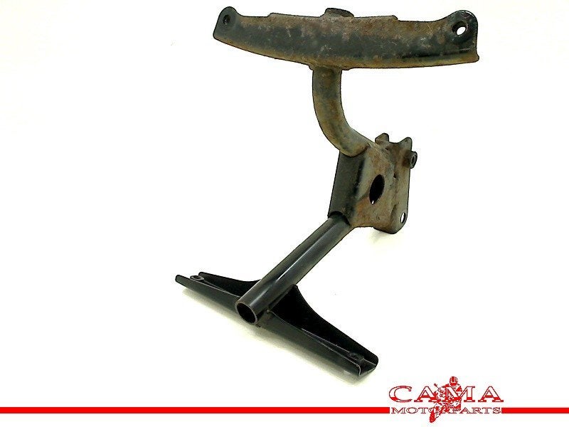 CARENAGE SUPPORT (UPPER) Suzuki, Dhr. S. di Majo, Utilisé, Info@cama-motorparts.nl, P.J. Troelstraweg 8 8
3144 CX  MAASSLUIS, NL