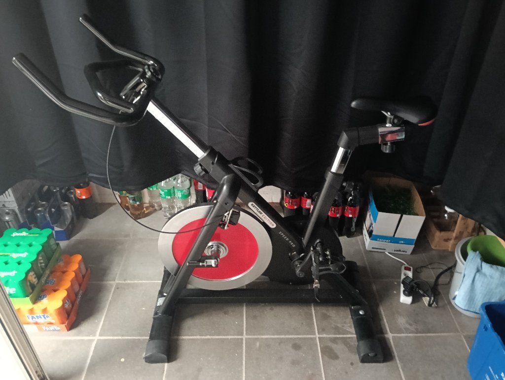 Spinning fiets, Sport en Fitness, Ophalen, Gebruikt, Overige materialen, Crosstrainer