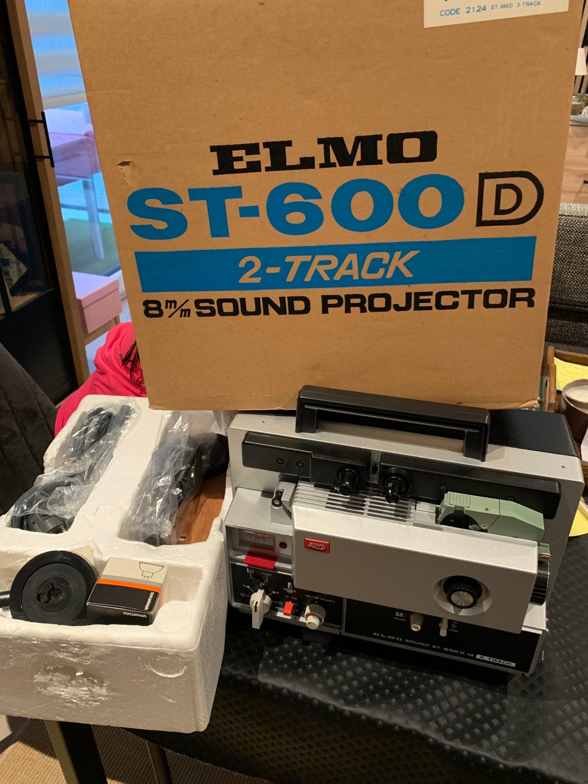 Projector Elmo ST 600 D 2 Track 8mm NIEUW In de doos, Verzamelen, Ophalen, Projector