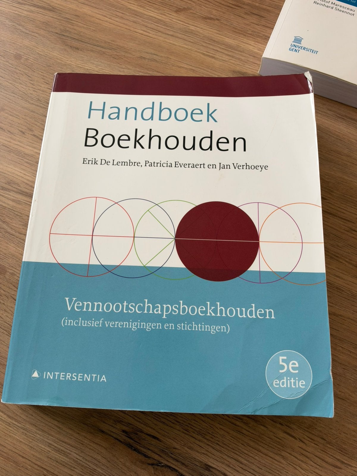 Vennootschapsboekhouden 5e editie, Boeken, Ophalen, Zo goed als nieuw
