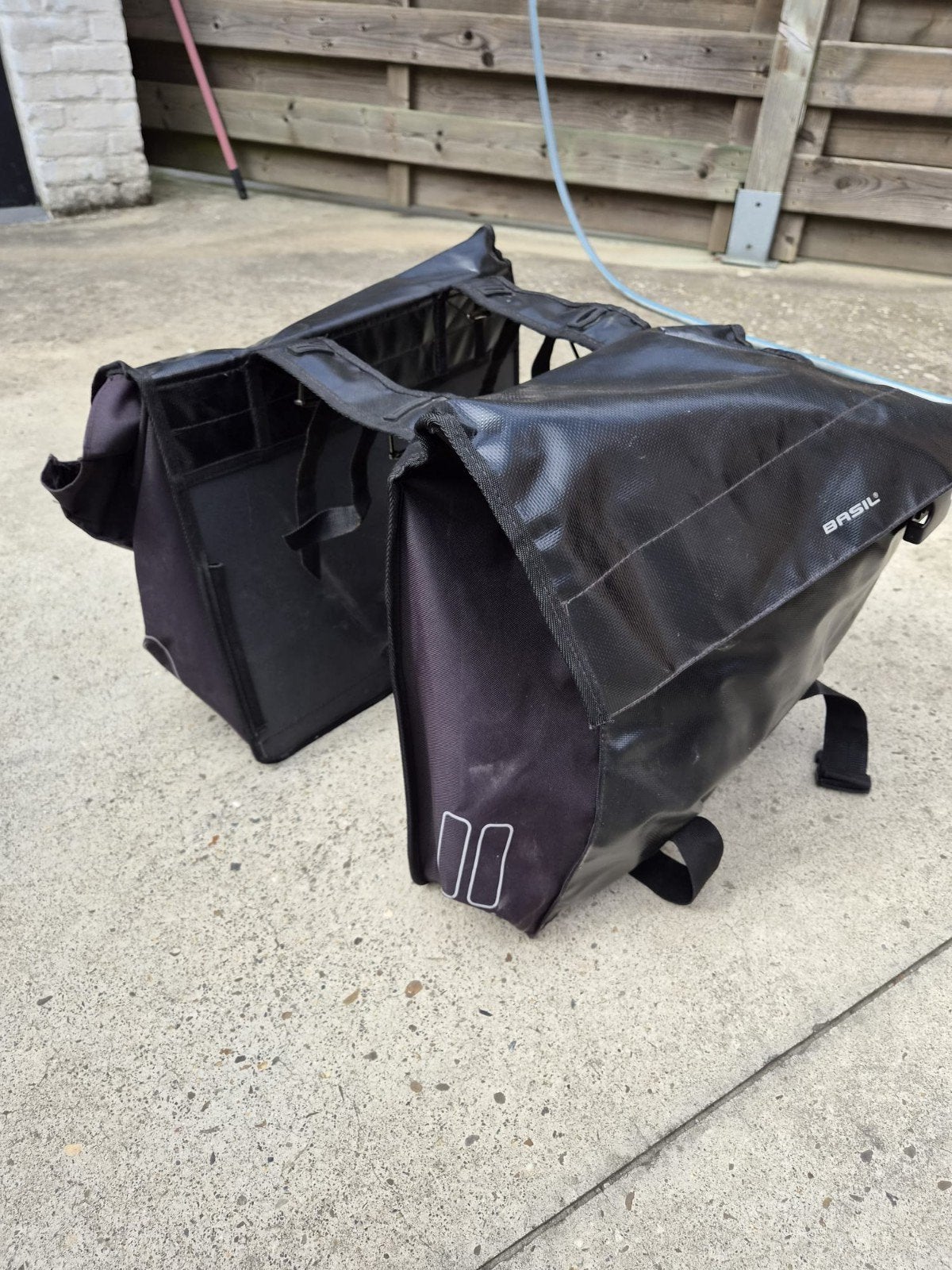 Sacoche de vélo double Basil XXL, Enlèvement