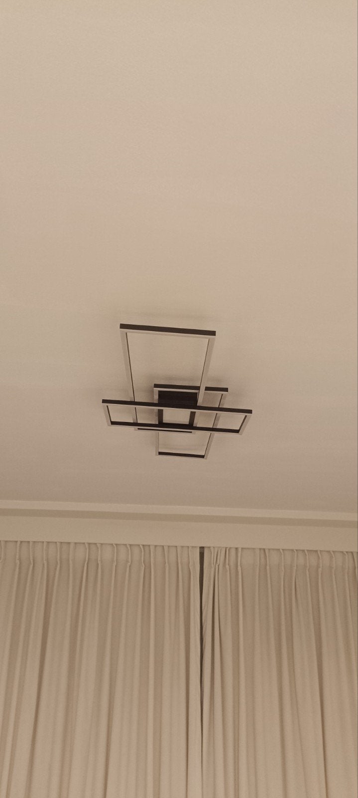 plafonnier LED avec télécommande, Maison & Meubles, Lampes | Plafonniers, Moderne, LED, Comme neuf, Enlèvement