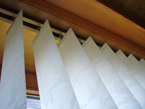 Witte rail voor verticale drape lamel gordijn, Ophalen, Metaal, Lamellen, Nieuw