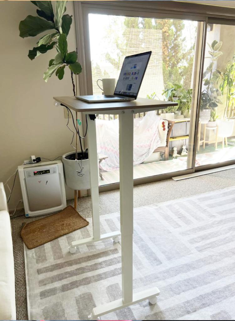 Elektrische bureau - verhuis alles mag weg, nog als nieuw!, Huis en Inrichting, Bureaus, Verzenden, Elektrisch, Nieuw, Zit-sta bureau