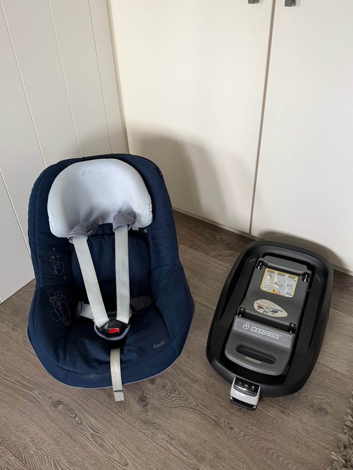 Maxi-Cosi Pearl autostoel + Familyfix (donkerblauw), Ophalen, Gebruikt, Maxi-Cosi, Isofix