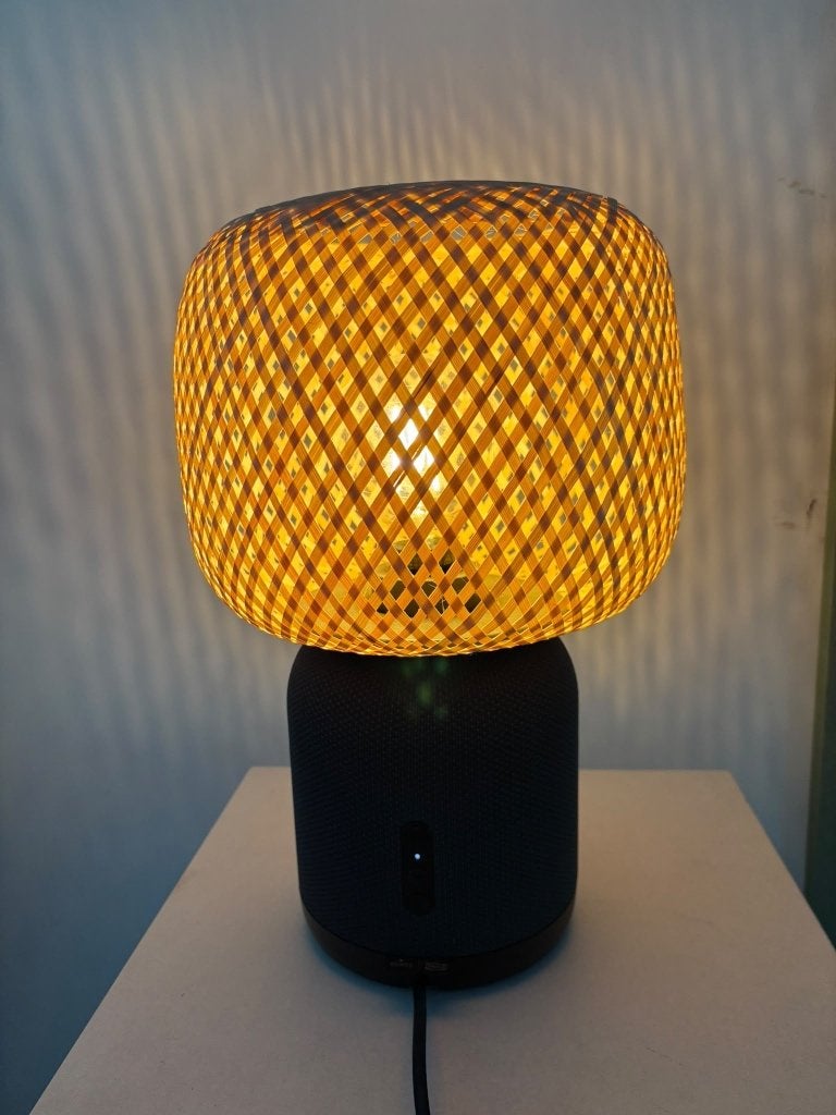 IKEA SYMFONISK Luidsprekerlamp met wifi, bamboe lampenkap, Ophalen, Tafellamp, Meerkleurig, Rond