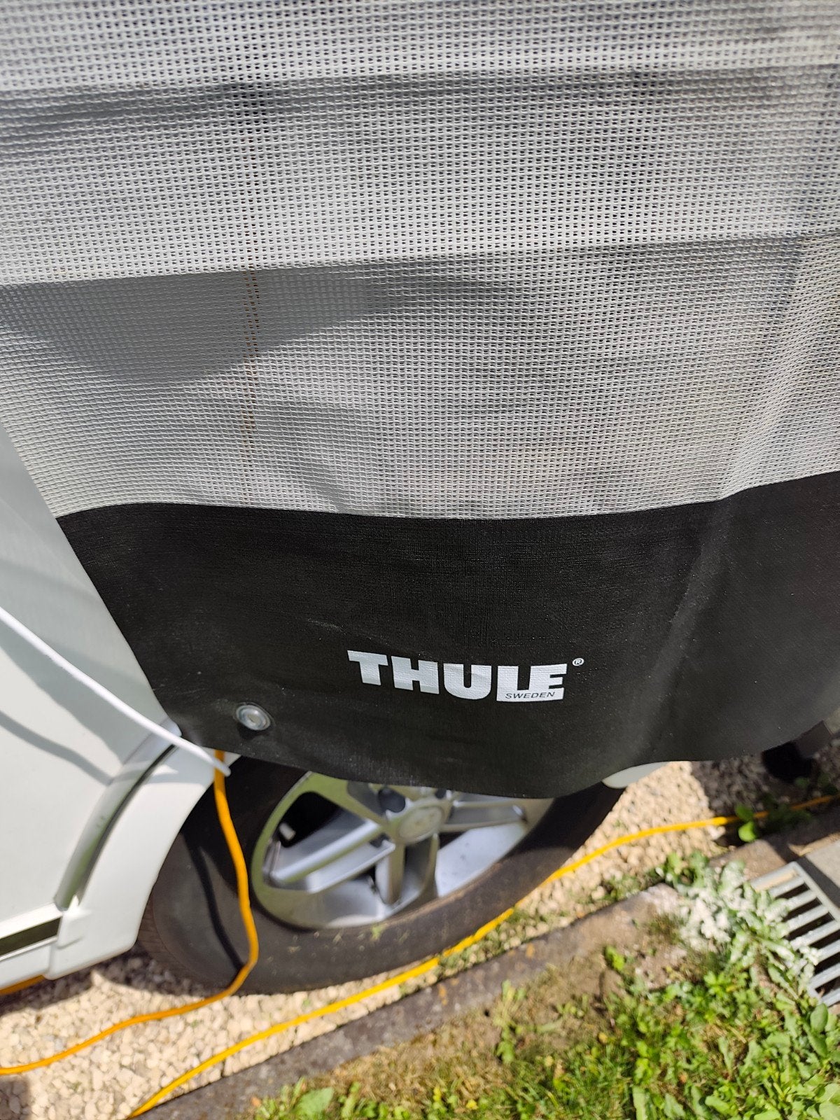 Thule sol front G2    (2.80 breed ), Ophalen of Verzenden