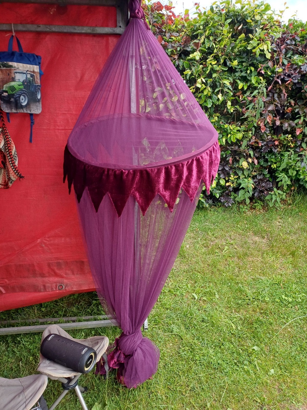 Muggennet, Ophalen