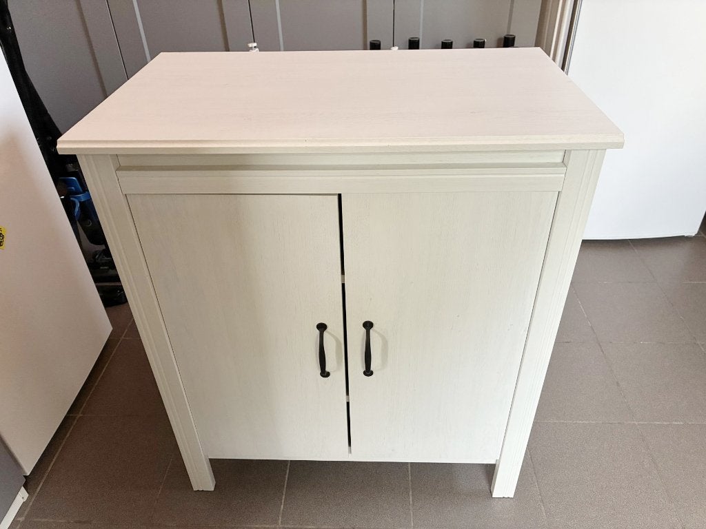Ikea Brusali kast Gebroken Wit 93 x 80 x 41cm, Huis en Inrichting, Kasten | Dressoirs, Ophalen, Overige materialen, Met deur(en)