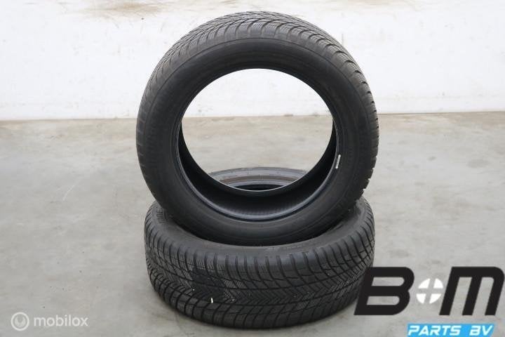 2 x 2255518 102V Bridgestone Blizzak LM001 6.5mm 225 55 18, Auto-onderdelen, Banden en Velgen, 18 inch, Gebruikt, Winterbanden