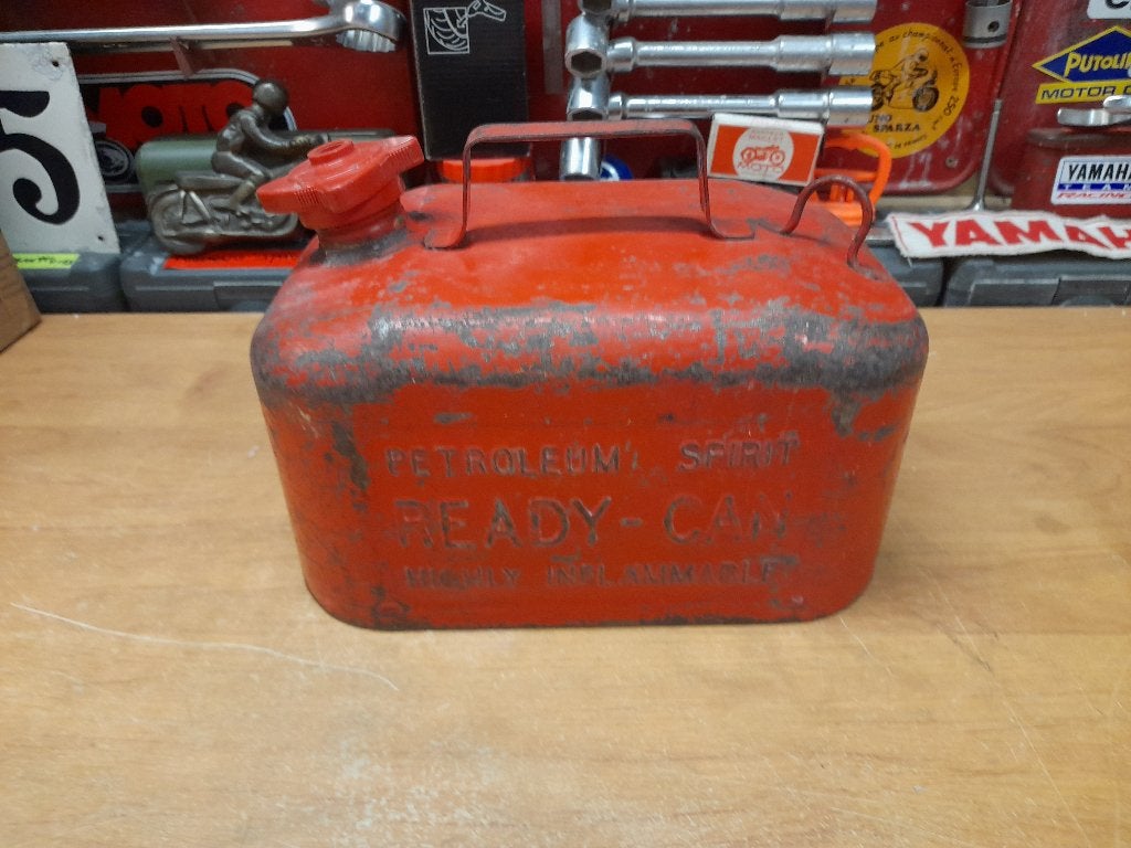 ancien bidon essence jerrycan READT-CAN 5 L, Collections, Marques & Objets publicitaires, Envoi, Utilisé, Autres types