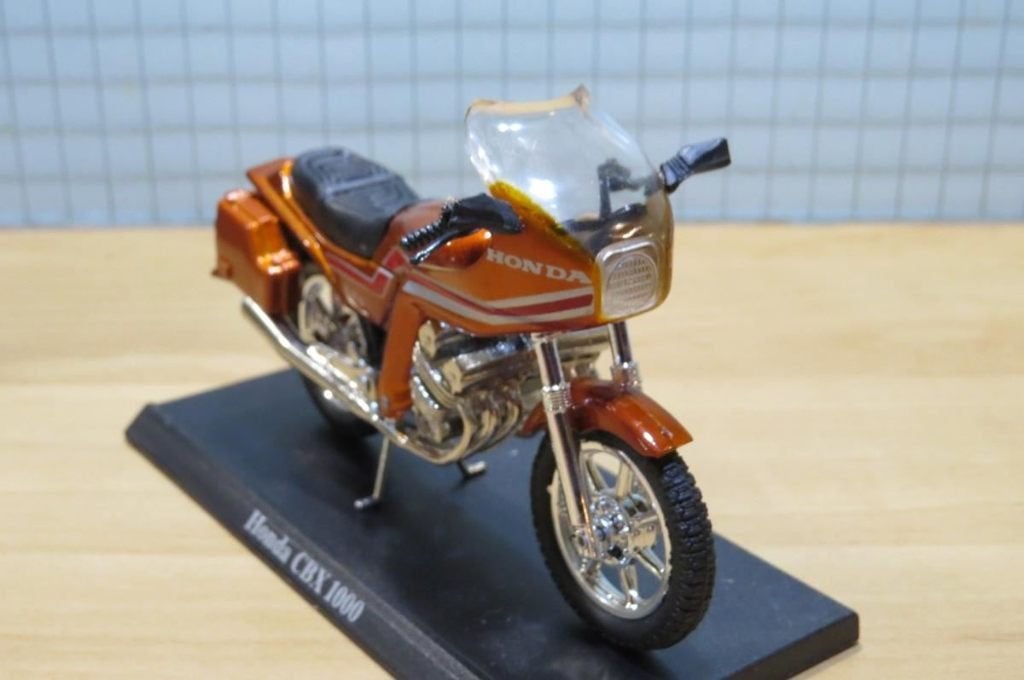 Honda CBX1000 1:18 blister, Hobby en Vrije tijd, Modelauto's | 1:18, Nieuw, Motor, Maisto, Ophalen of Verzenden