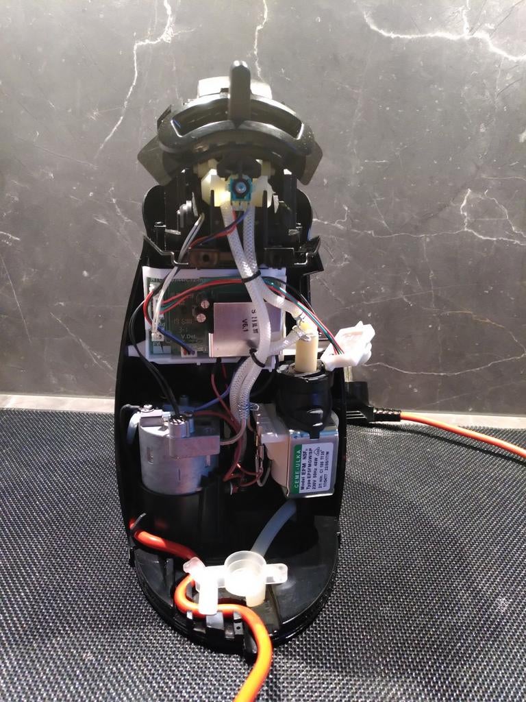 Pièces Dolce Gusto, Nespresso et Senseo à vendre, Enlèvement, Dolce Gusto, Réservoir d'eau, Dolce Gusto