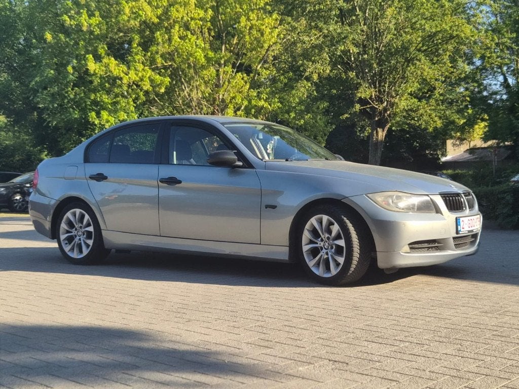 Bmw E90 320 i, Autos, 5 portes, Automatique, Particulier, Euro 4