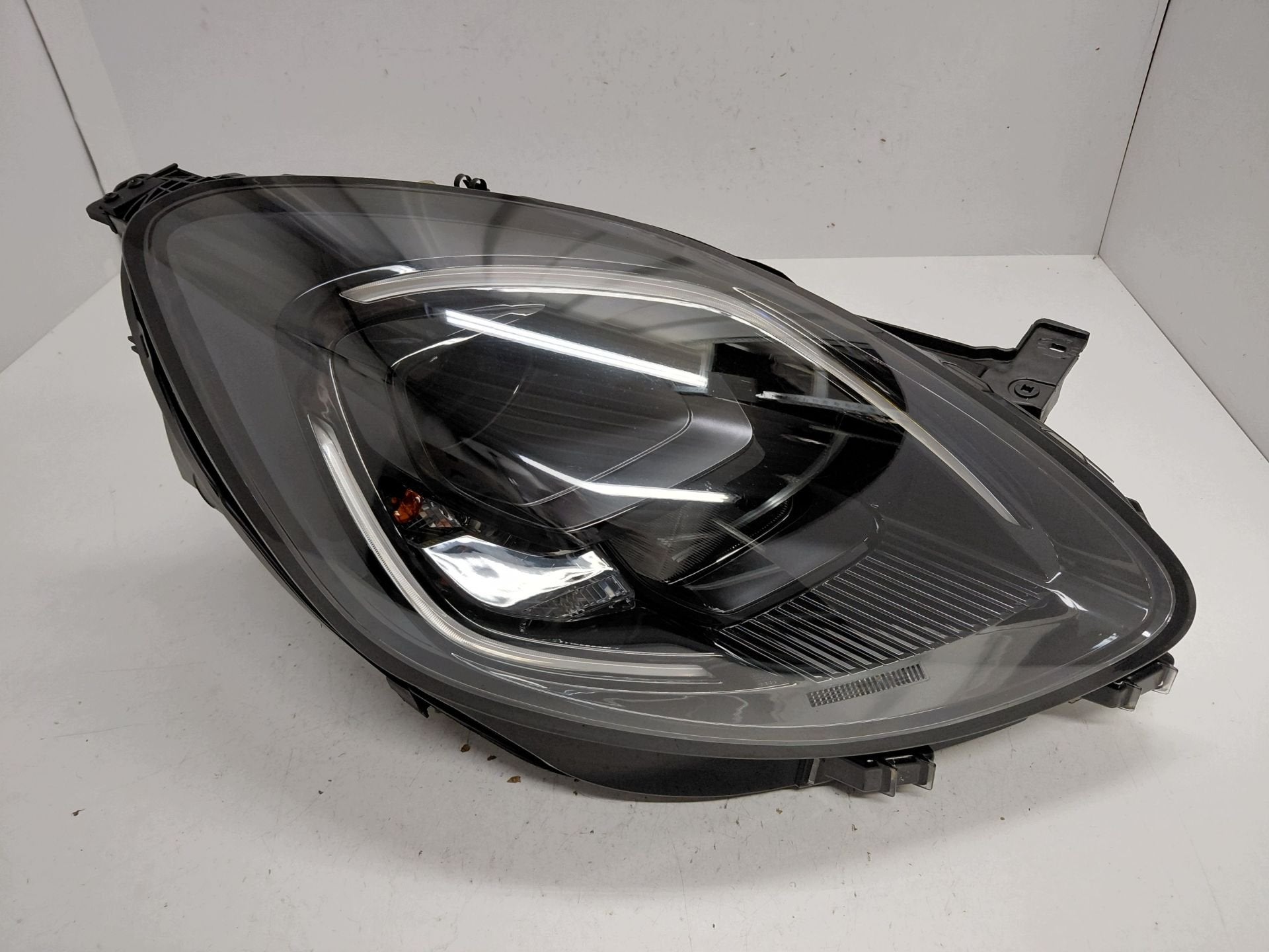 Ford Puma MK2 Koplamp Rechts L1TB-13E014-GH, Gebruikt, Info@ford.com, Ford, Ford Motor Company
