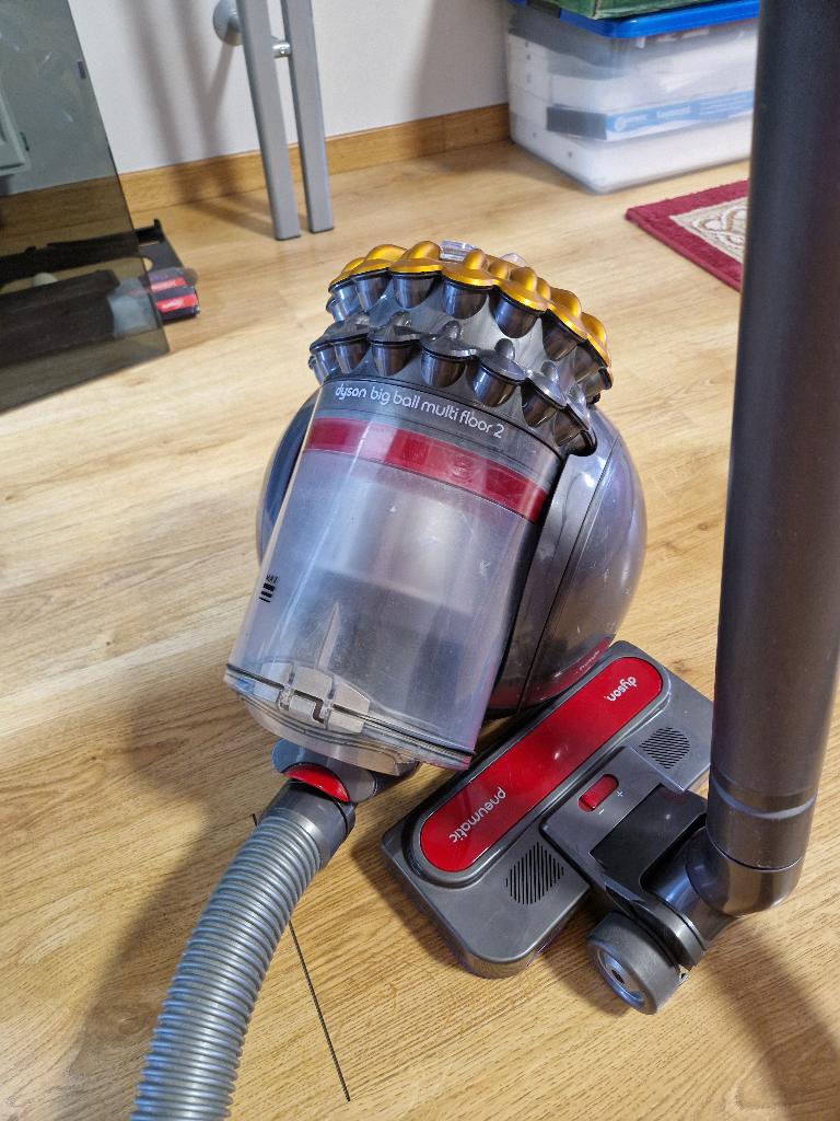 Dyson Big Ball Multifloor 2 Stofzuiger, Elektronische apparatuur, Ophalen, Geschikt voor harde vloeren, Zo goed als nieuw, Dyson