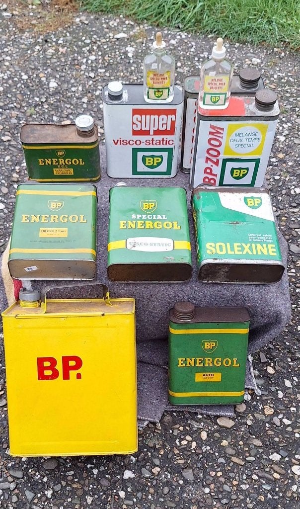 OPRUIMING! Partijtje met 9 BP olieblikken en 2 olieflesjes., Verzamelen, Ophalen of Verzenden, Gebruikt, Verpakking
