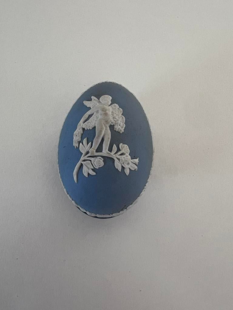Wedgwood a dit, Envoi