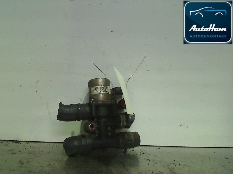 POMPE A EAU Audi A4 Avant Quattro (B6) (|8E0820036|), Utilisé, Audi