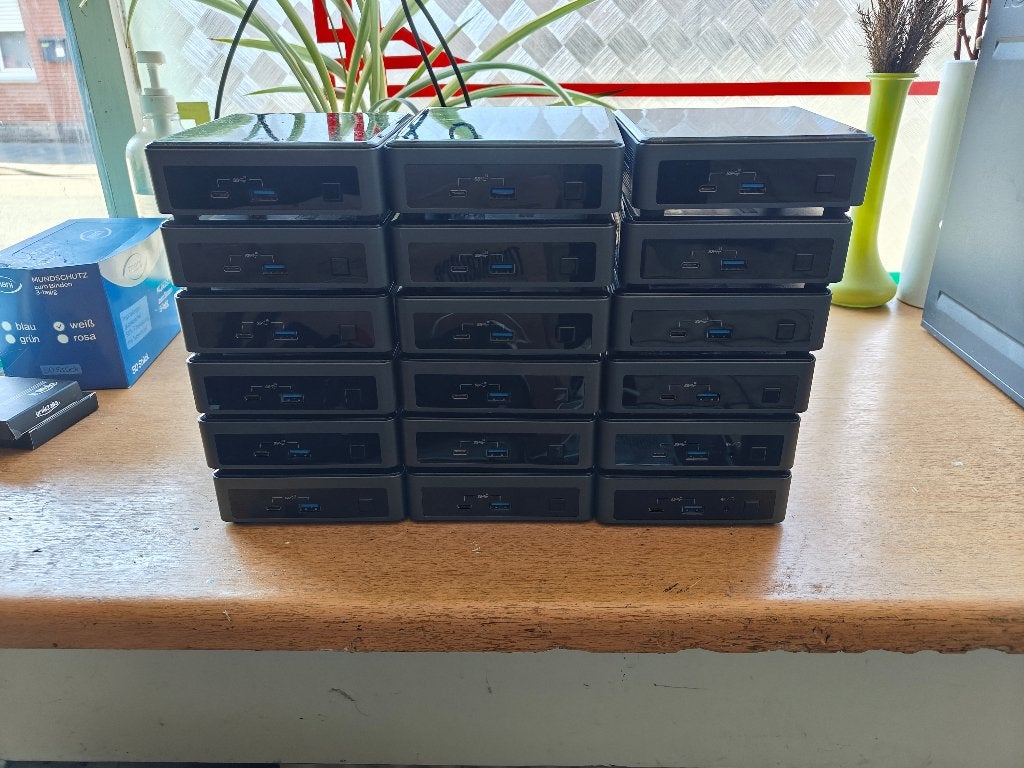 Lot Intel NUC/Gigabyte BRiX Mini PC(Met 8GB RAM, Zonder SSD), 256 GB, 8 GB, Ophalen of Verzenden, SSD
