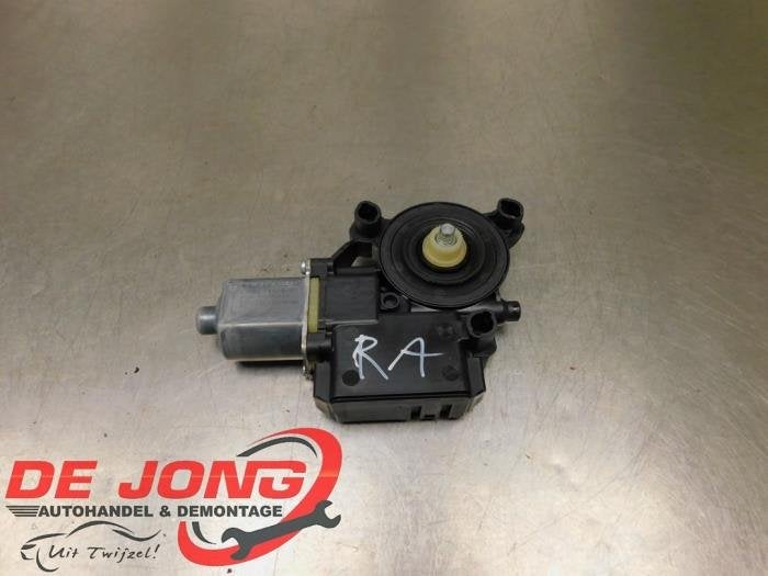 Moteur de vitre portière d'un Volkswagen Polo, Volkswagen, -, 3 mois de garantie, Utilisé