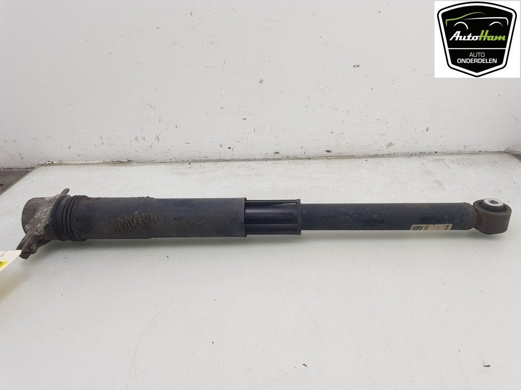SCHOKBREKER RECHTS ACHTER Volkswagen Golf VII (AUA), Dhr. J. Ham, Gebruikt, Volkswagen, Administratie@autoham.nl