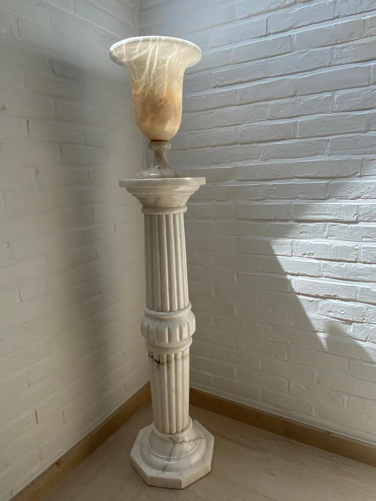 marmer kolom met vaas, Antiek en Kunst, Ophalen