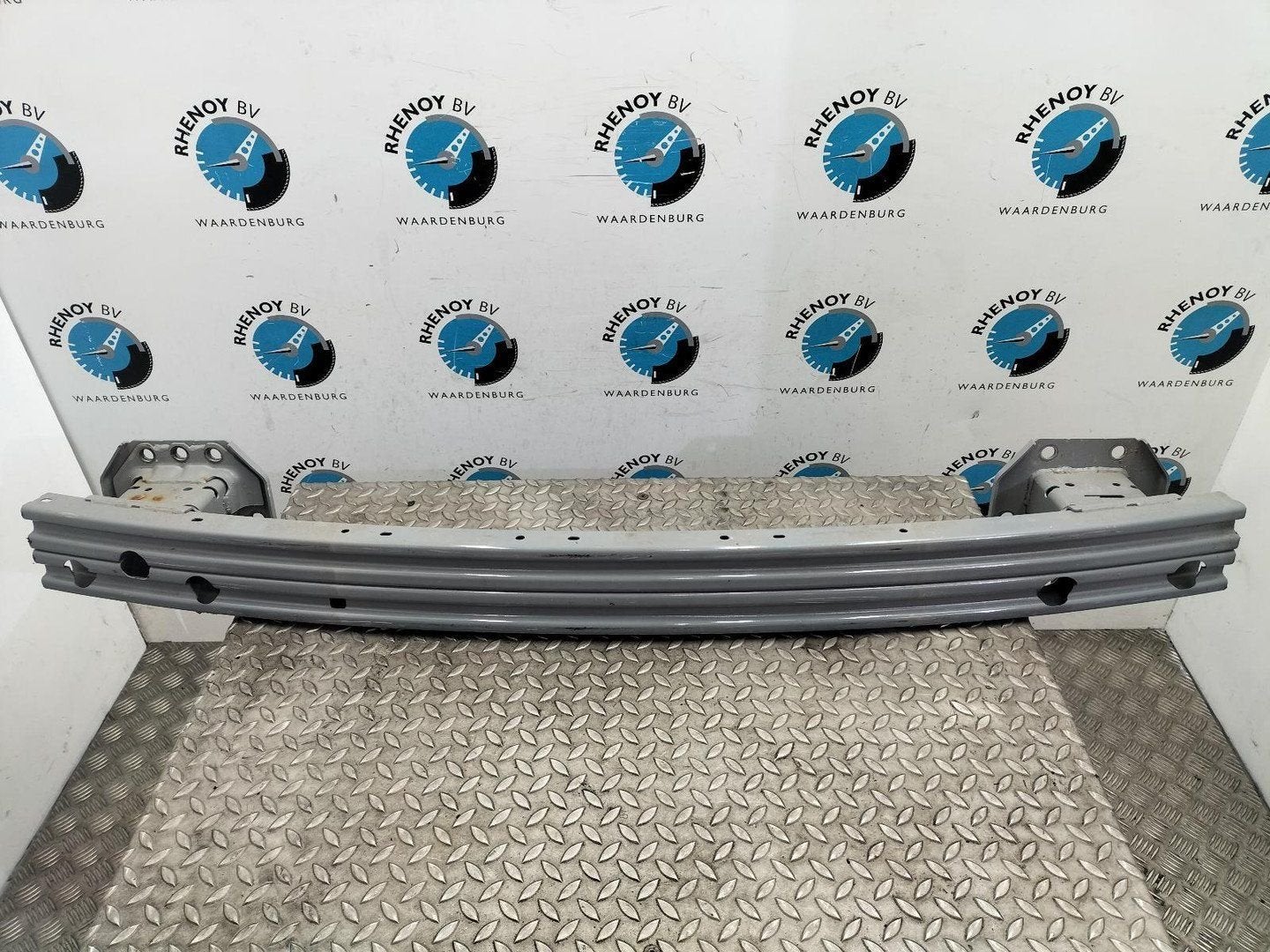 NISSAN ARIYA FE0 ER BUMPERBALK ACHTER 2022, Gebruikt, Ophalen of Verzenden, Stiba lid, Achter