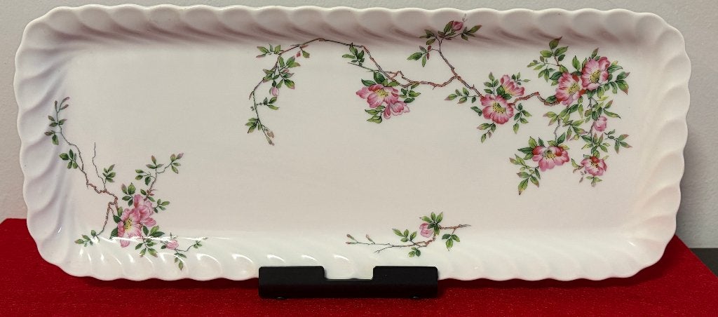 Plat à Cake Eglantines Porcelaine de Limoges Haviland, Antiquités & Art, Antiquités | Porcelaine, Enlèvement ou Envoi
