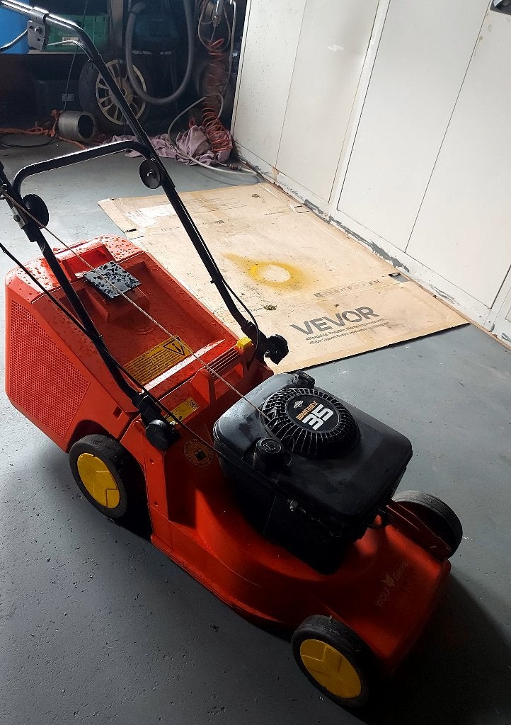 Grasmaaier Wolf Benzine type TA425B  wiel aangedreven, Tuin en Terras, Grasmaaiers, Ophalen, Cirkelmaaier, Gebruikt, 40 t/m 49 cm