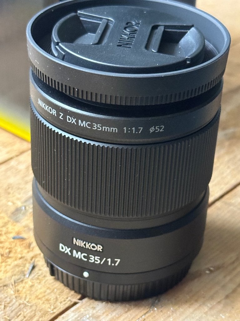 Nikon Z DX MC 35mm 1.7, Neuf, Monture Nikon Z, Enlèvement ou Envoi, 35 mm