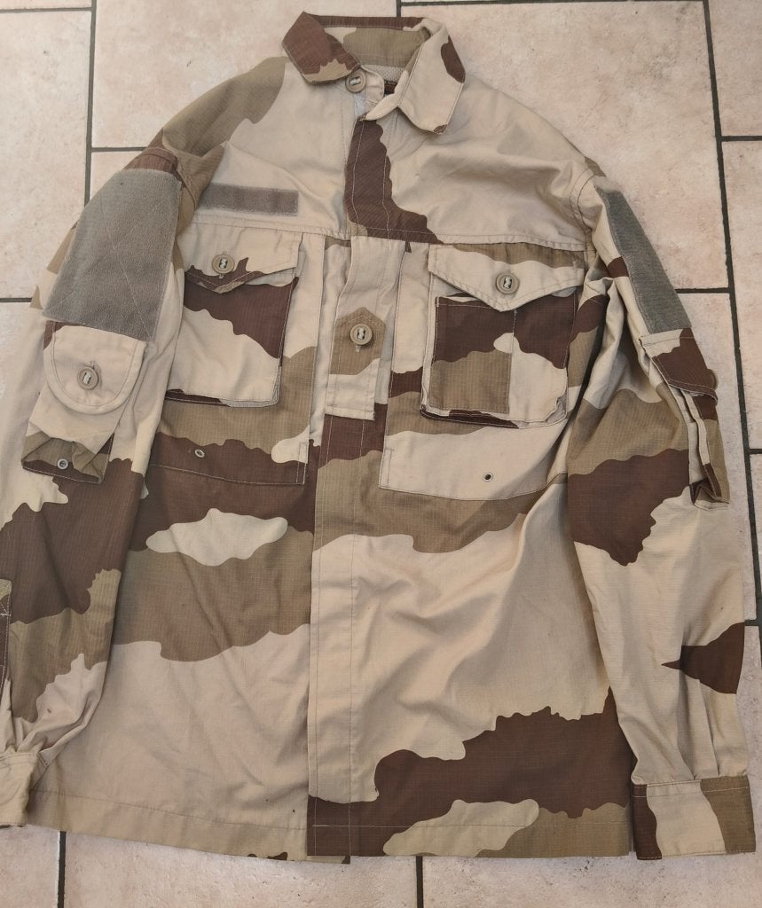 ARKTIS Desert volledig tactisch pak S- te koop of te ruilen, Kleding | Heren, Heren-kledingpakketten, Ophalen of Verzenden, Zo goed als nieuw