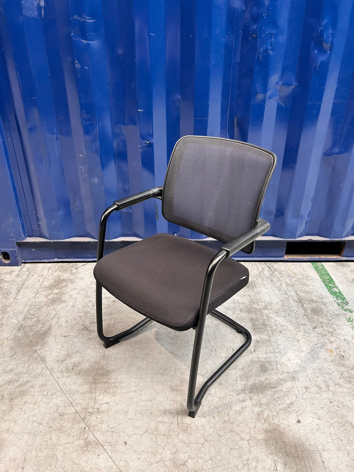 5 chaises de réunion RIM noires – 100€/pièce ou 450€ le lot, Maison & Meubles, Chaises, Enlèvement, Comme neuf, Noir, Une