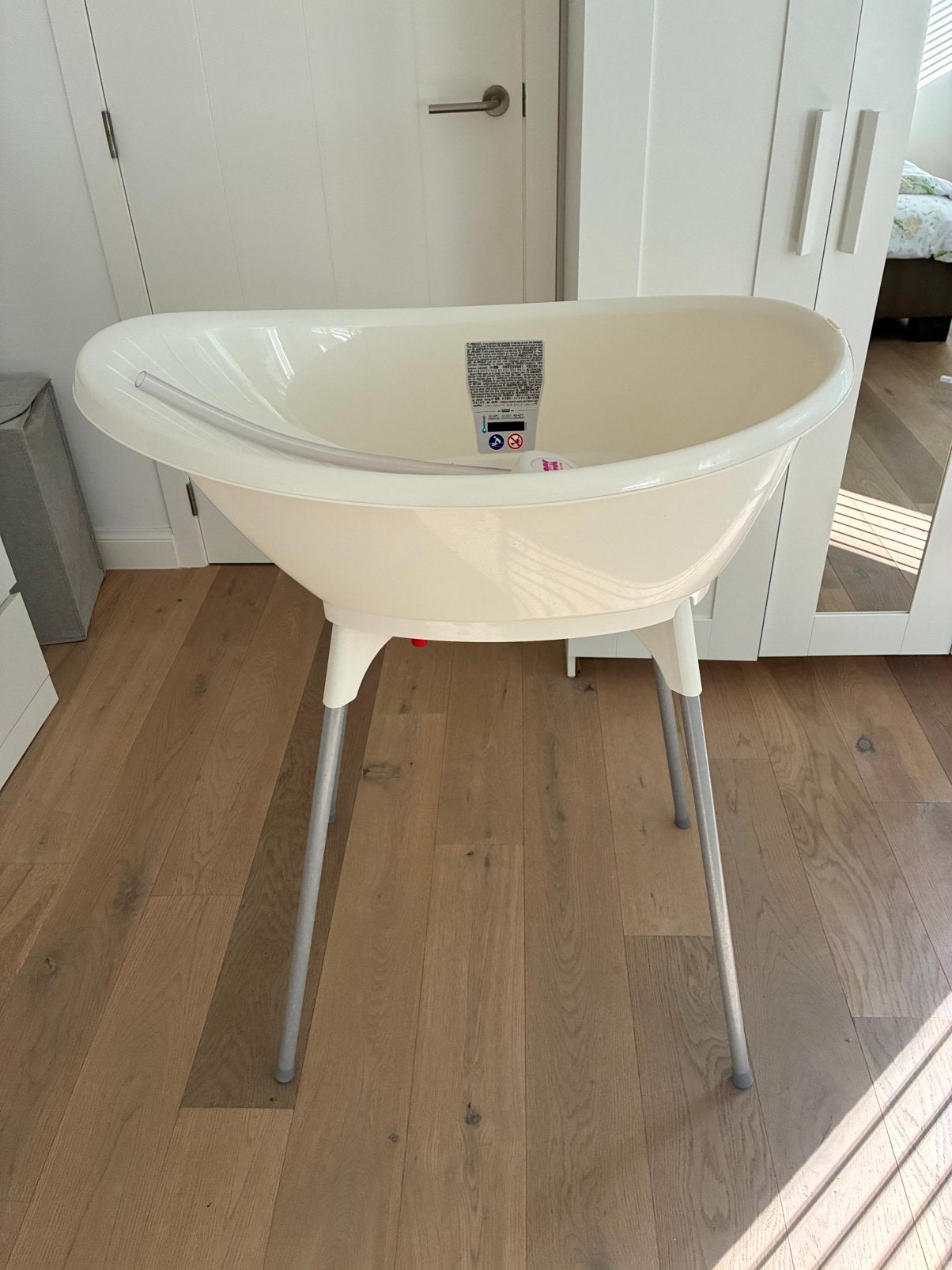 Babybadje met staander, Enlèvement, Comme neuf