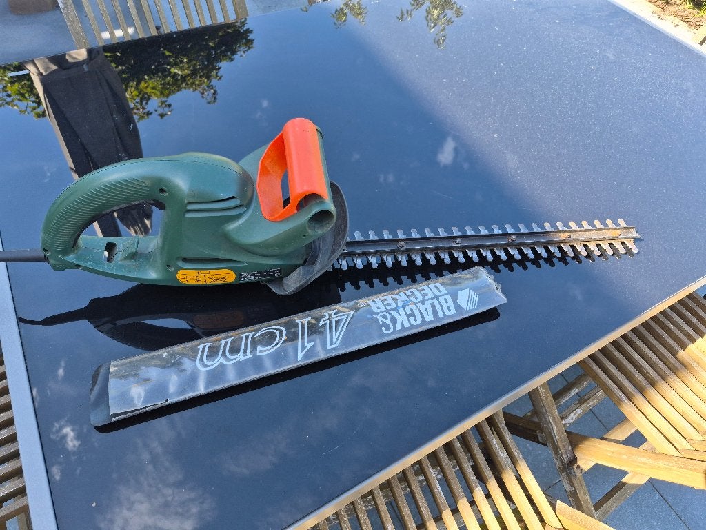 Ciseaux à haies Black & Decker, Jardin & Terrasse, Taille-haies, Enlèvement, Utilisé, Électrique, Black en Decker
