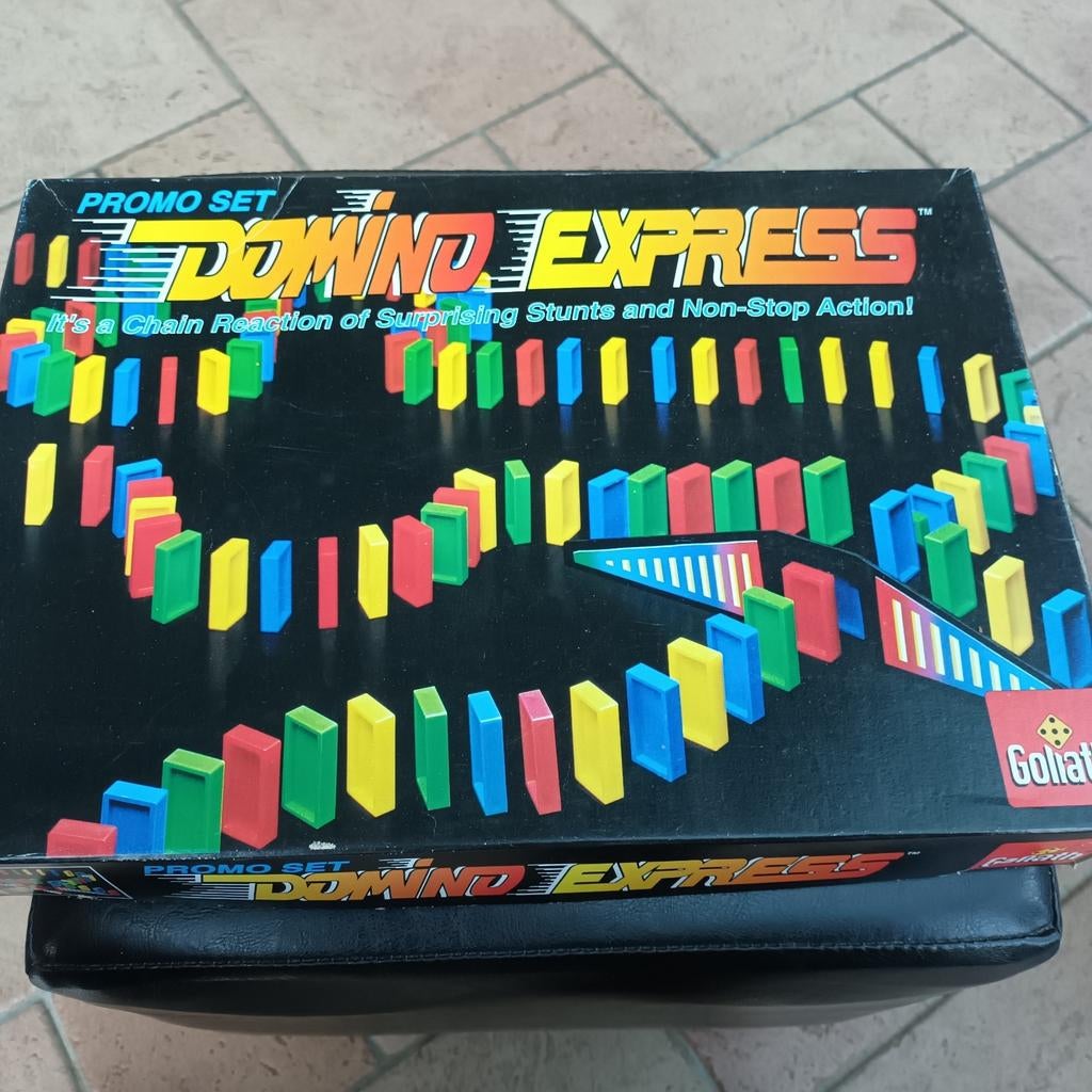 Domino express, Enlèvement