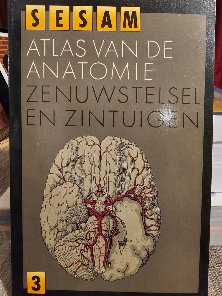Cursus master geneeskunde, Ophalen, Zo goed als nieuw
