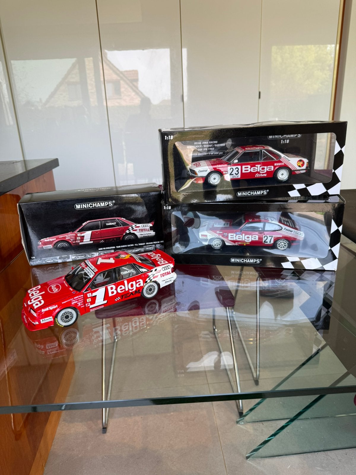 1:18 Miniatuur verzamelwagen van Modelauto, Hobby en Vrije tijd, Ophalen of Verzenden, Zo goed als nieuw, Auto