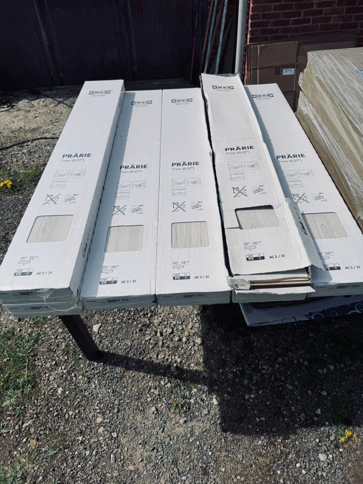 Nouveau laminate de 15 mètres carrés + isolation 20 à vendre, Bricolage & Construction, Planches & Dalles, Neuf, Aggloméré, Enlèvement