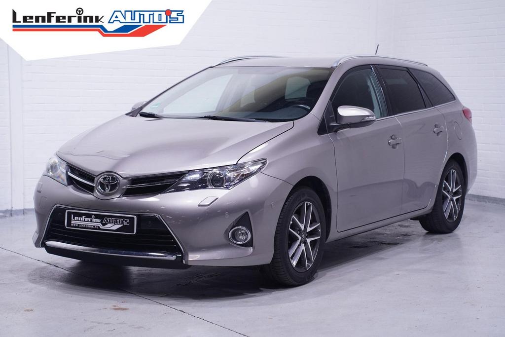 Toyota Auris 1.6 First Edition camera private glas lmv 16" s, Auto's, 140 g/km, Zwart, Bedrijf, Auris
